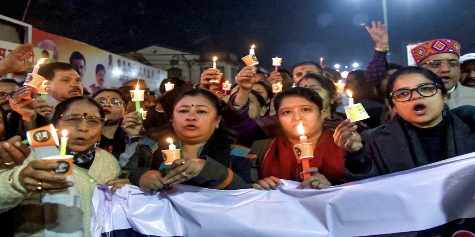 नारी शक्ति के नाम पर राजनीति