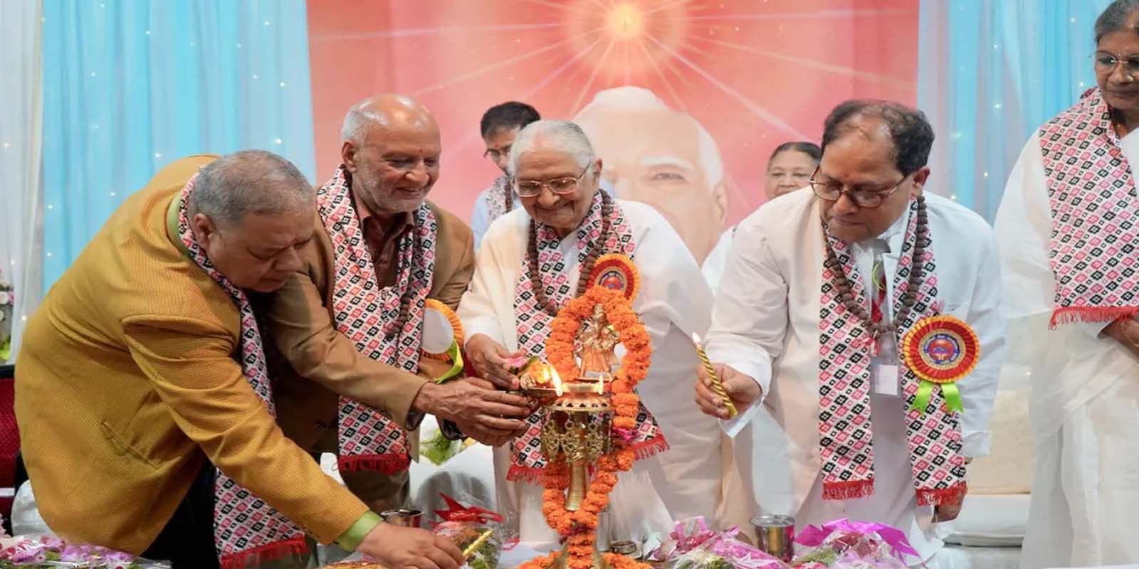 ब्रह्माकुमारीज का उद्देश्य मीडिया में सकारात्मकता परोसना